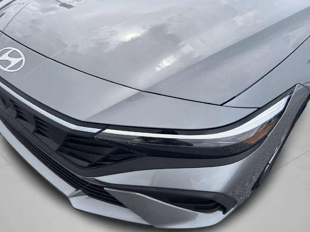 New 2026 Hyundai Elantra SE FWD image 13