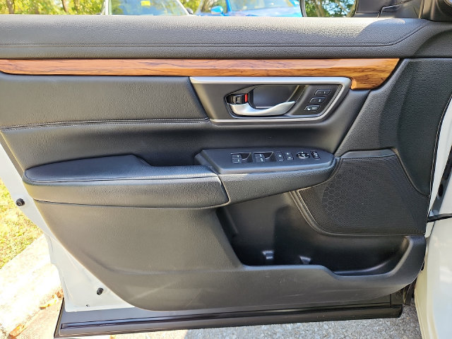 Used 2017 Honda CR-V EX-L image 12