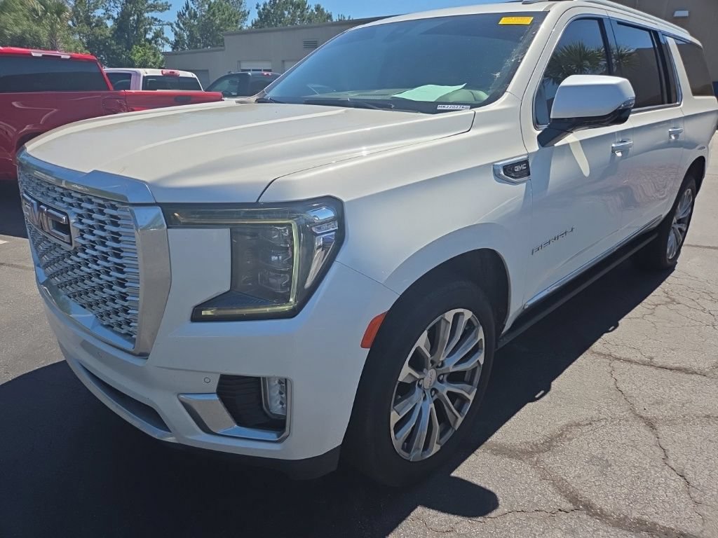 Used 2021 GMC Yukon XL Denali w/ Denali Premium Package RWD image 27