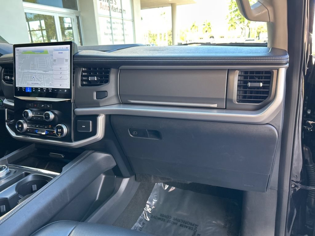 Used 2024 Ford Expedition Max XLT AWD/4WD image 24