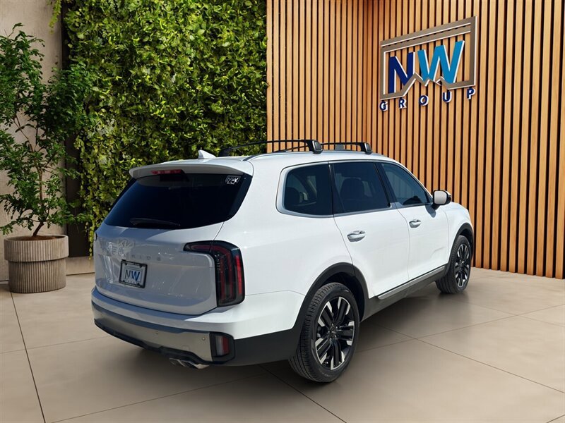 Used 2025 Kia Telluride SX w/ SX Captain's Chair Package FWD image 43