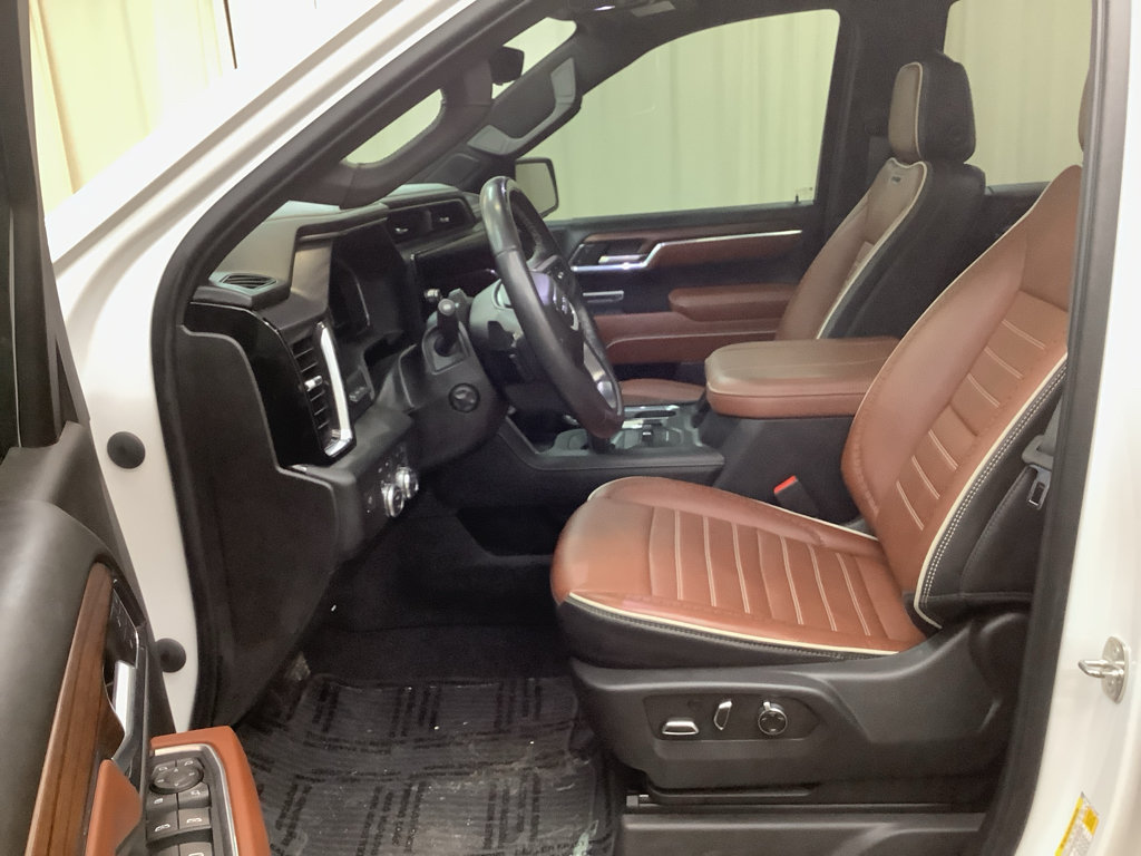 Used 2023 GMC Sierra 1500 Denali Ultimate AWD/4WD image 15
