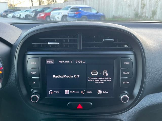 Used 2022 Kia Soul LX w/ Technology Package image 19