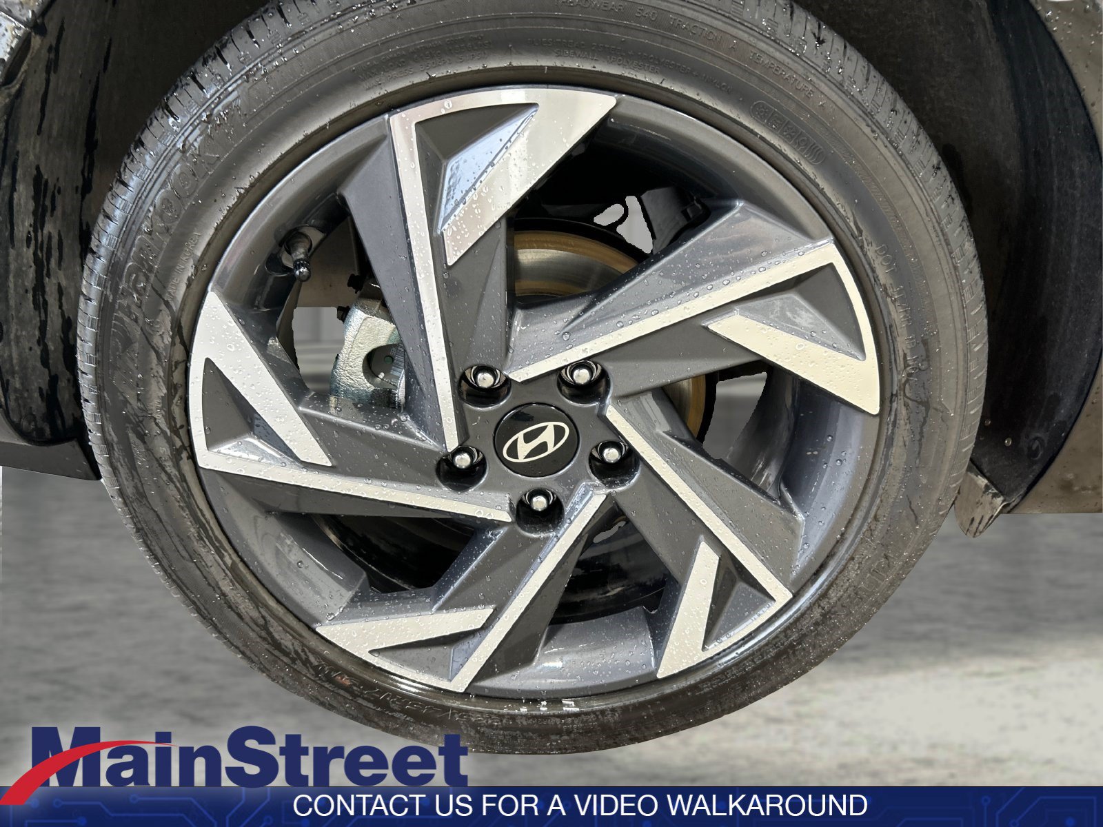 Used 2025 Hyundai Elantra SEL FWD image 22