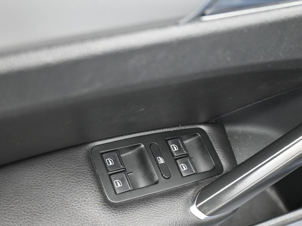 Used 2019 Volkswagen Passat 2.0T Wolfsburg image 28