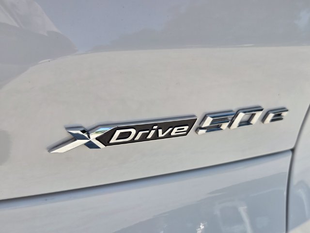Used 2025 BMW X5 xDrive50e AWD/4WD image 18