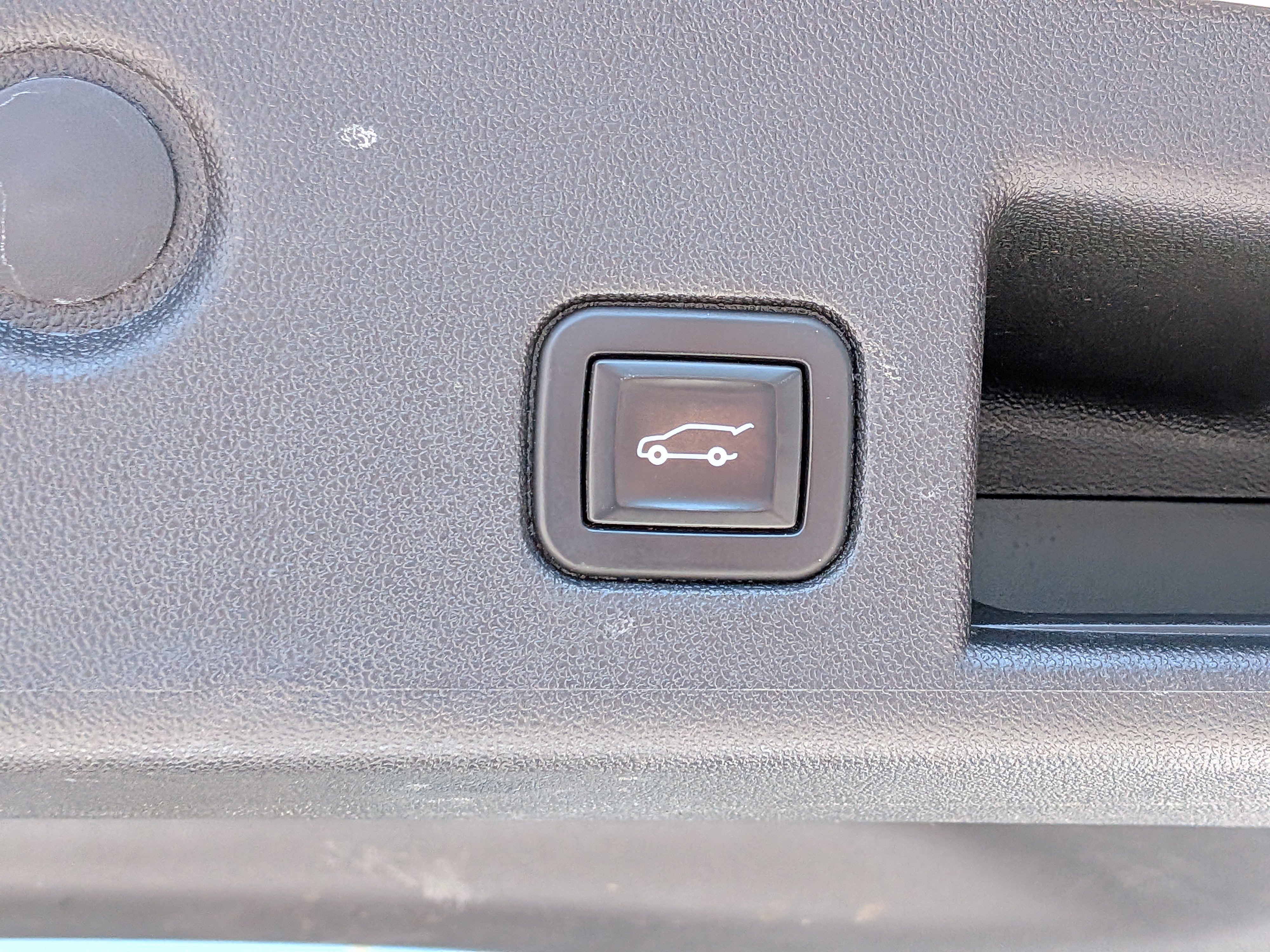 Used 2020 Chevrolet Equinox Premier image 14