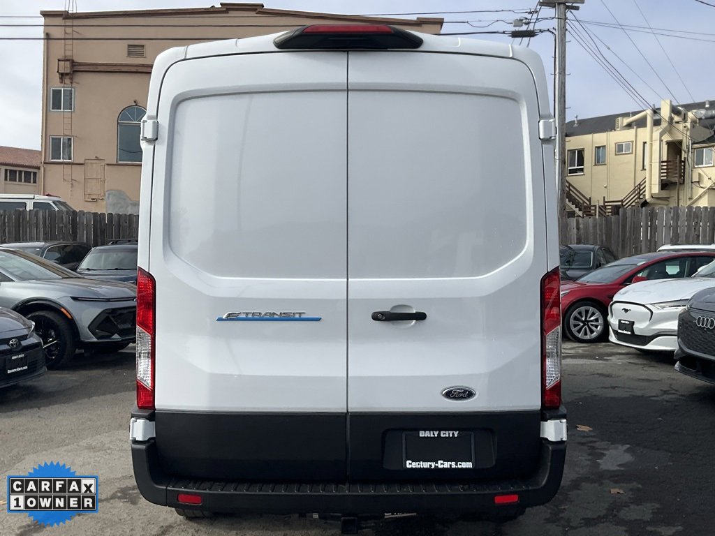 Used 2022 Ford E-Transit Medium Roof image 5