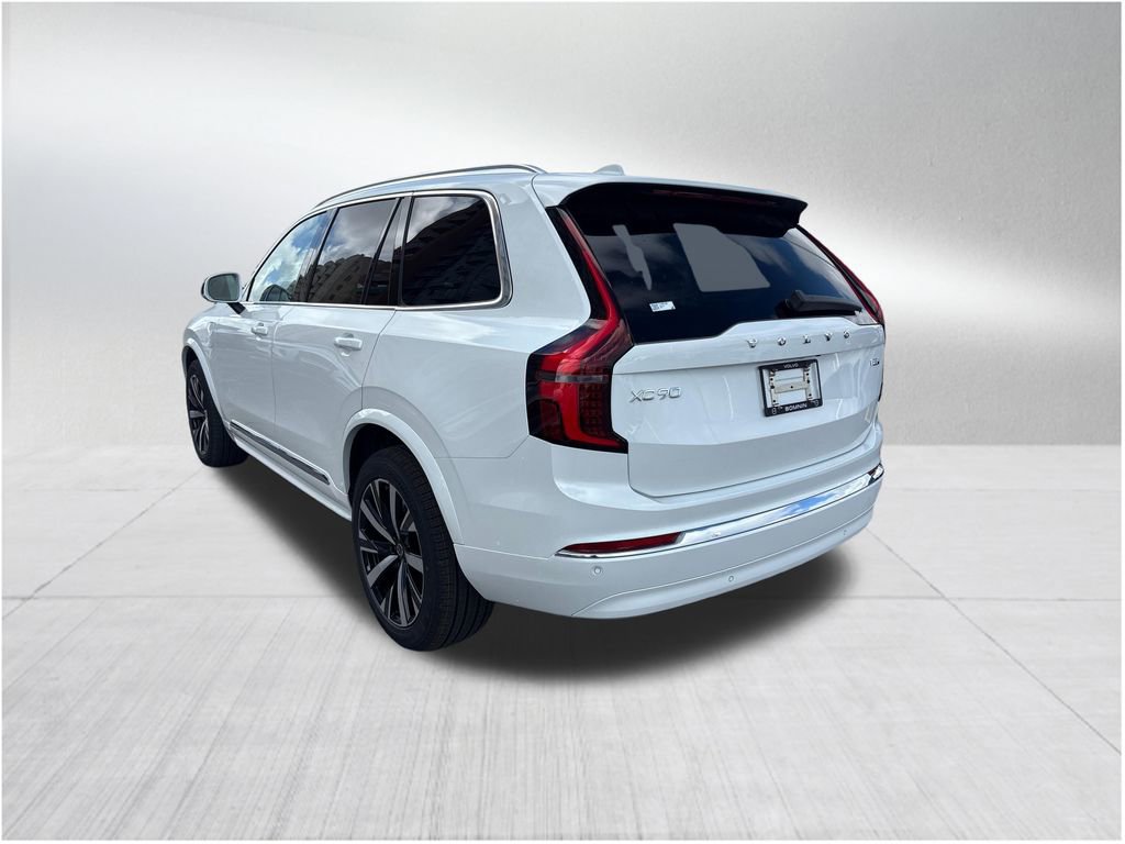 New 2026 Volvo XC90 T8 Core image 7