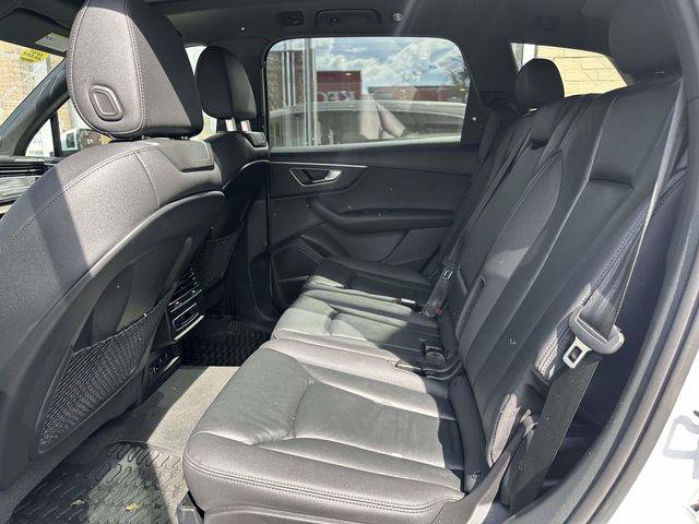 Used 2022 Audi Q7 3.0T Premium Plus w/ Premium Plus Package AWD/4WD image 9