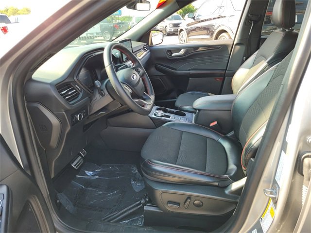 Used 2024 Ford Escape ST-Line image 5