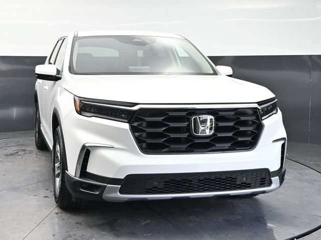 Used 2025 Honda Pilot EX-L image 2