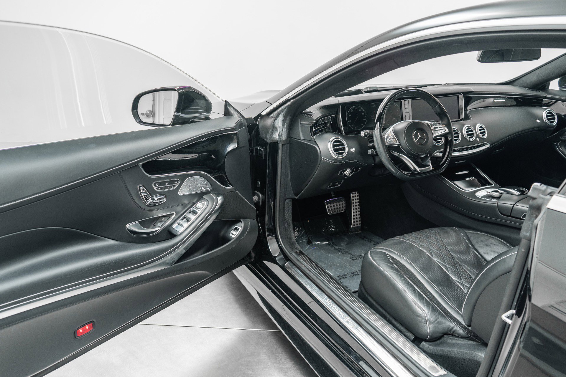 Used 2015 Mercedes-Benz S 550 4MATIC Coupe image 23