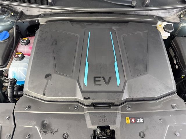 Certified 2023 Hyundai Ioniq 5 SE w/ Cargo Package AWD/4WD image 18