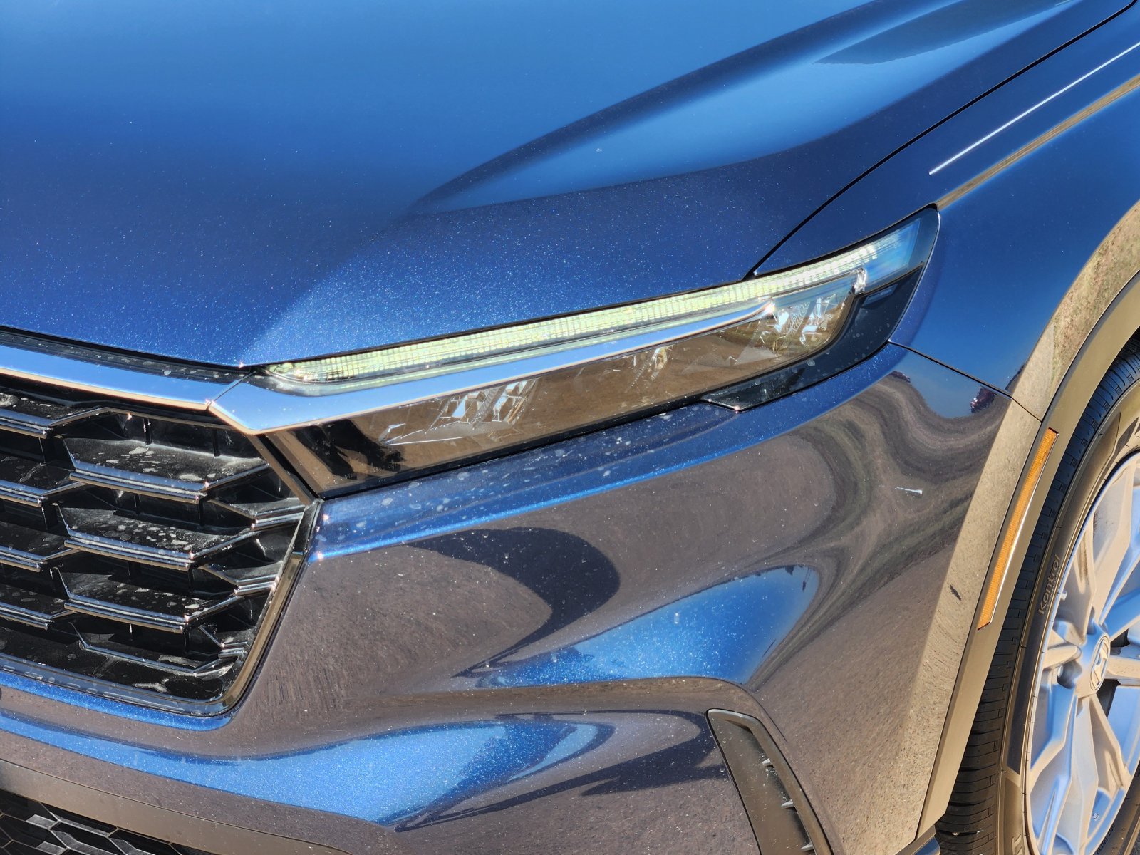 Used 2025 Honda CR-V EX-L image 9