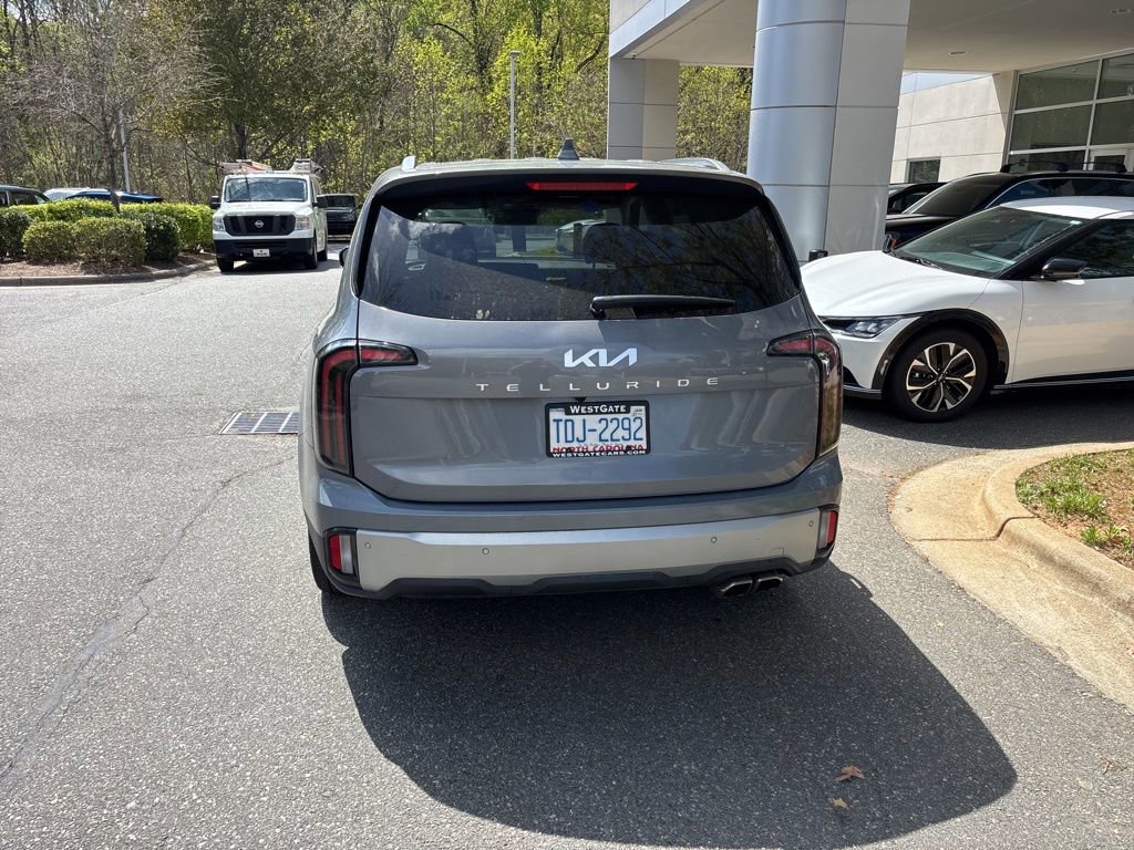 Used 2024 Kia Telluride SX image 3