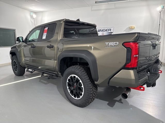 New 2025 Toyota Tacoma TRD Off-Road image 5