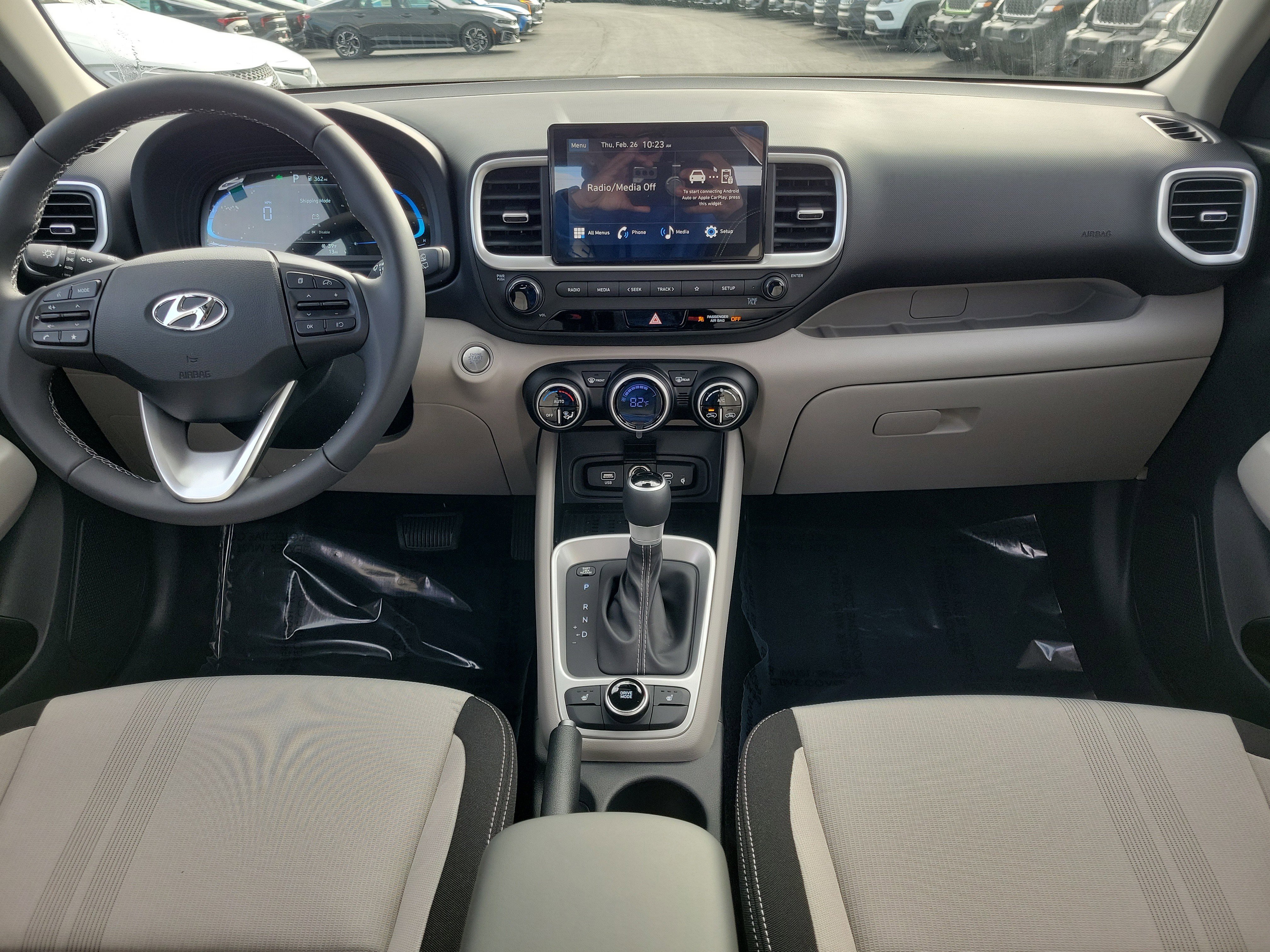 New 2026 Hyundai Venue SEL image 7