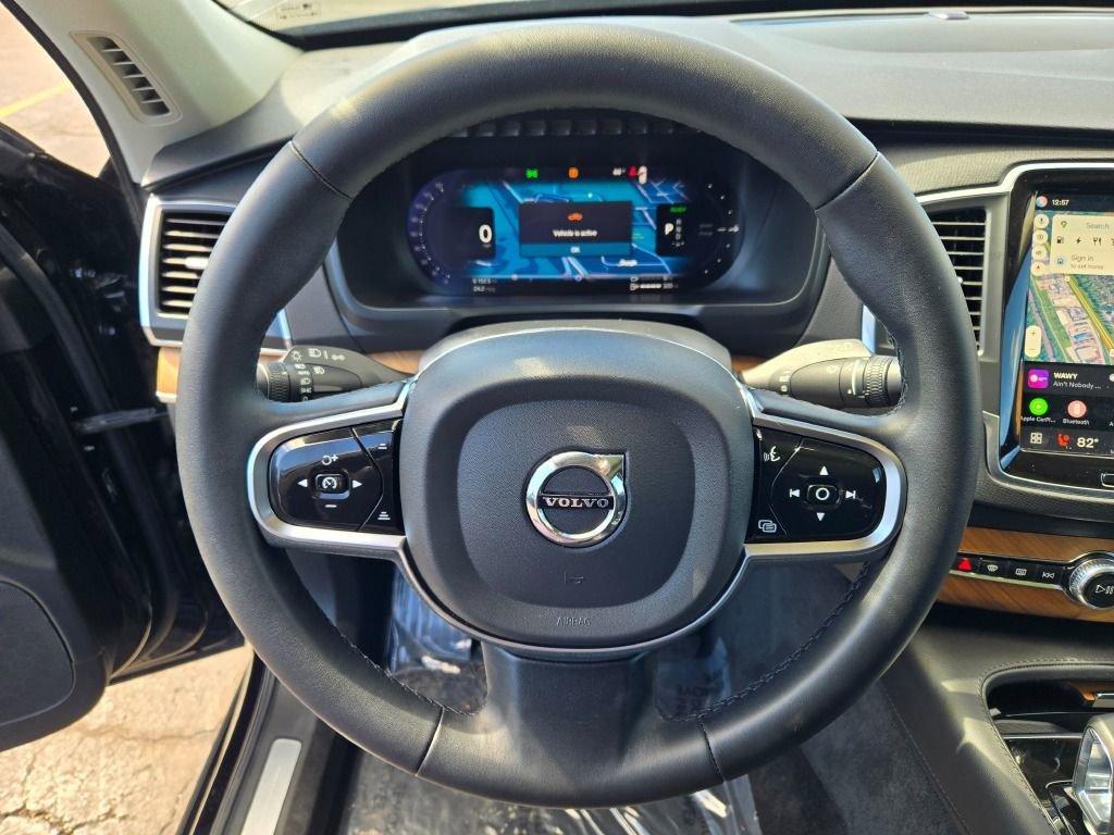 Used 2023 Volvo XC90 T8 Core image 41