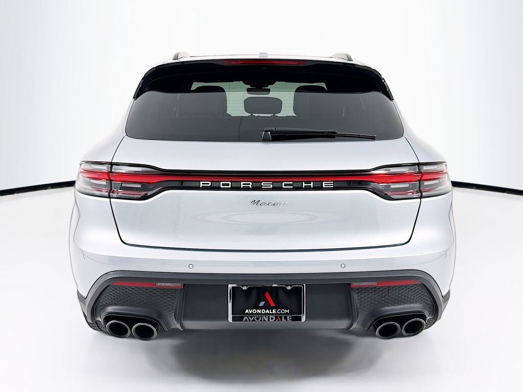 Certified 2025 Porsche Macan image 10