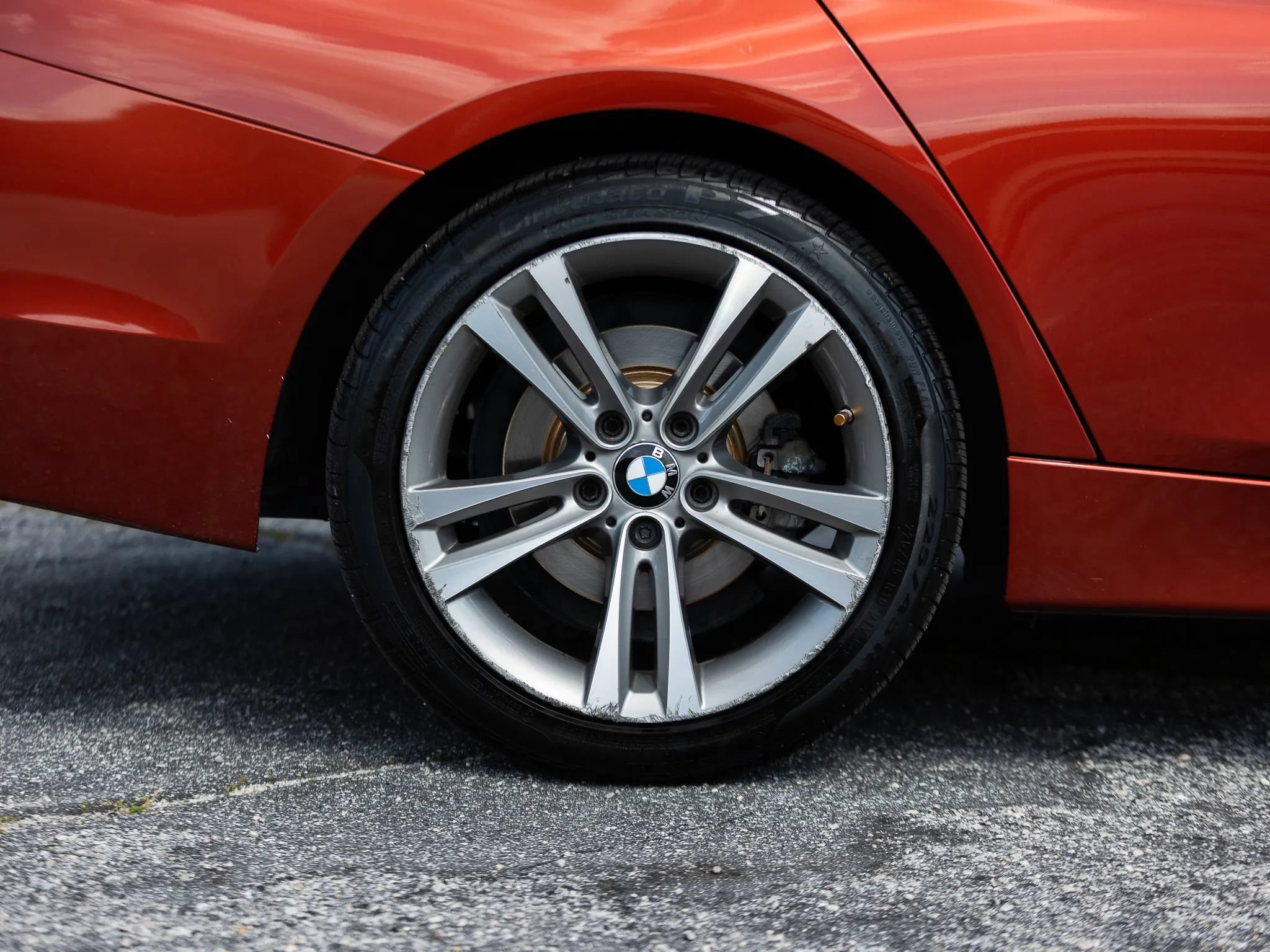Used 2018 BMW 330i xDrive Sedan AWD/4WD image 15
