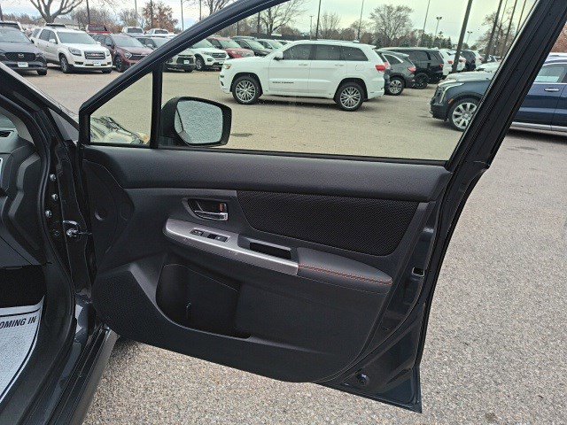 Used 2016 Subaru Crosstrek 2.0i Premium AWD/4WD image 17