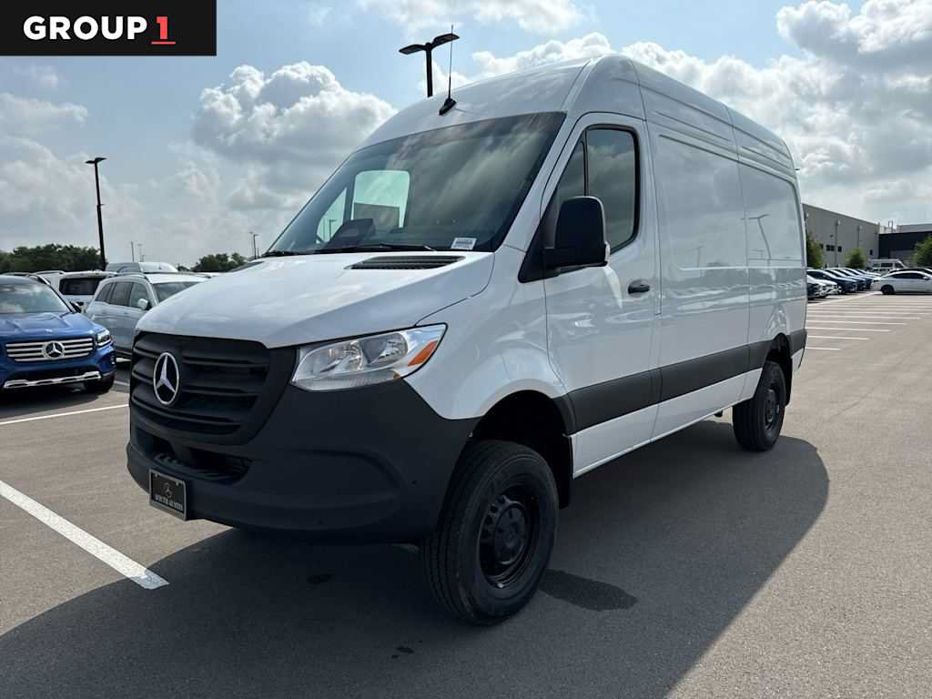 Used 2025 Mercedes-Benz Sprinter 2500 video 1