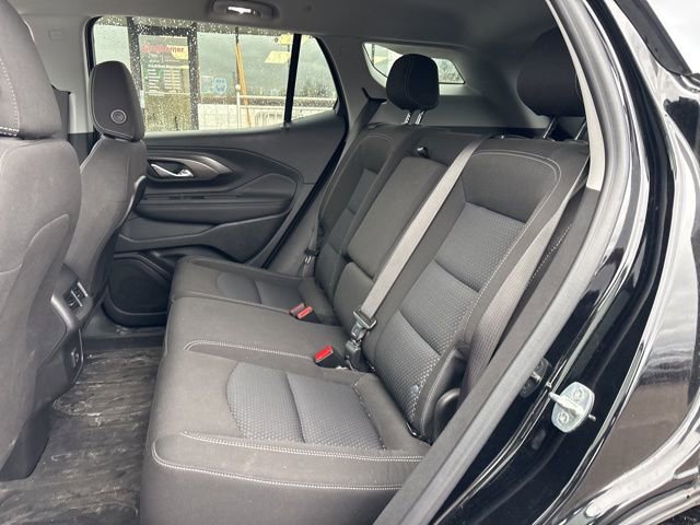 Used 2023 GMC Terrain SLE w/ Driver Convenience Package image 15