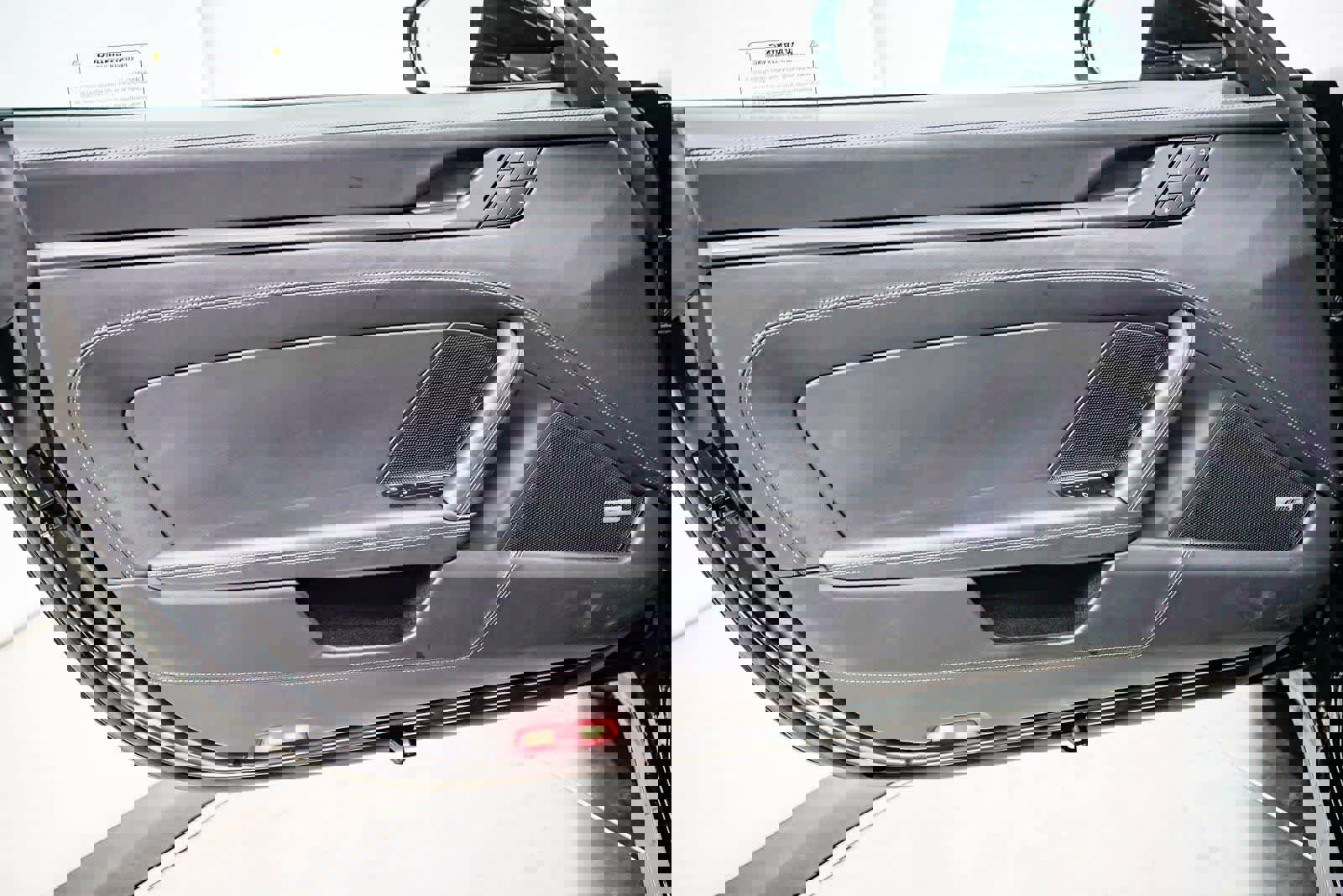 Used 2022 Porsche 911 Targa 4 GTS image 32