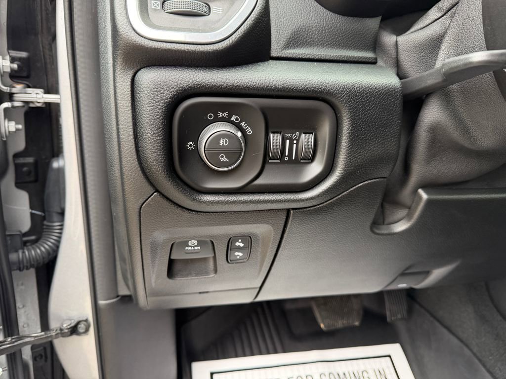 Used 2021 RAM 1500 Laramie image 21