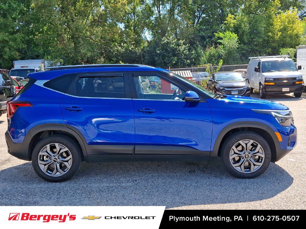Used 2024 Kia Seltos S AWD/4WD image 9
