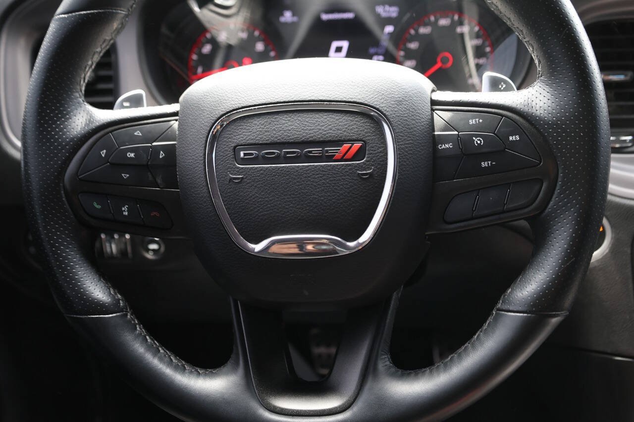 Used 2023 Dodge Charger R/T w/ Plus Group RWD image 18