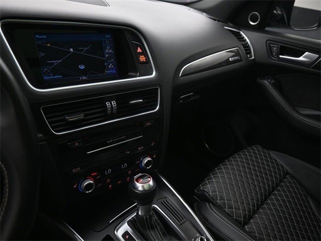 Used 2017 Audi SQ5 Prestige w/ Prestige Package image 11