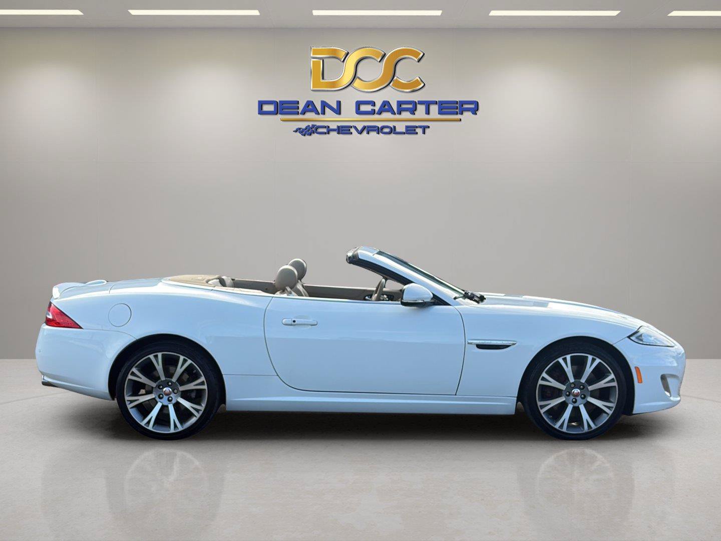 Used 2015 Jaguar XK Convertible RWD image 8