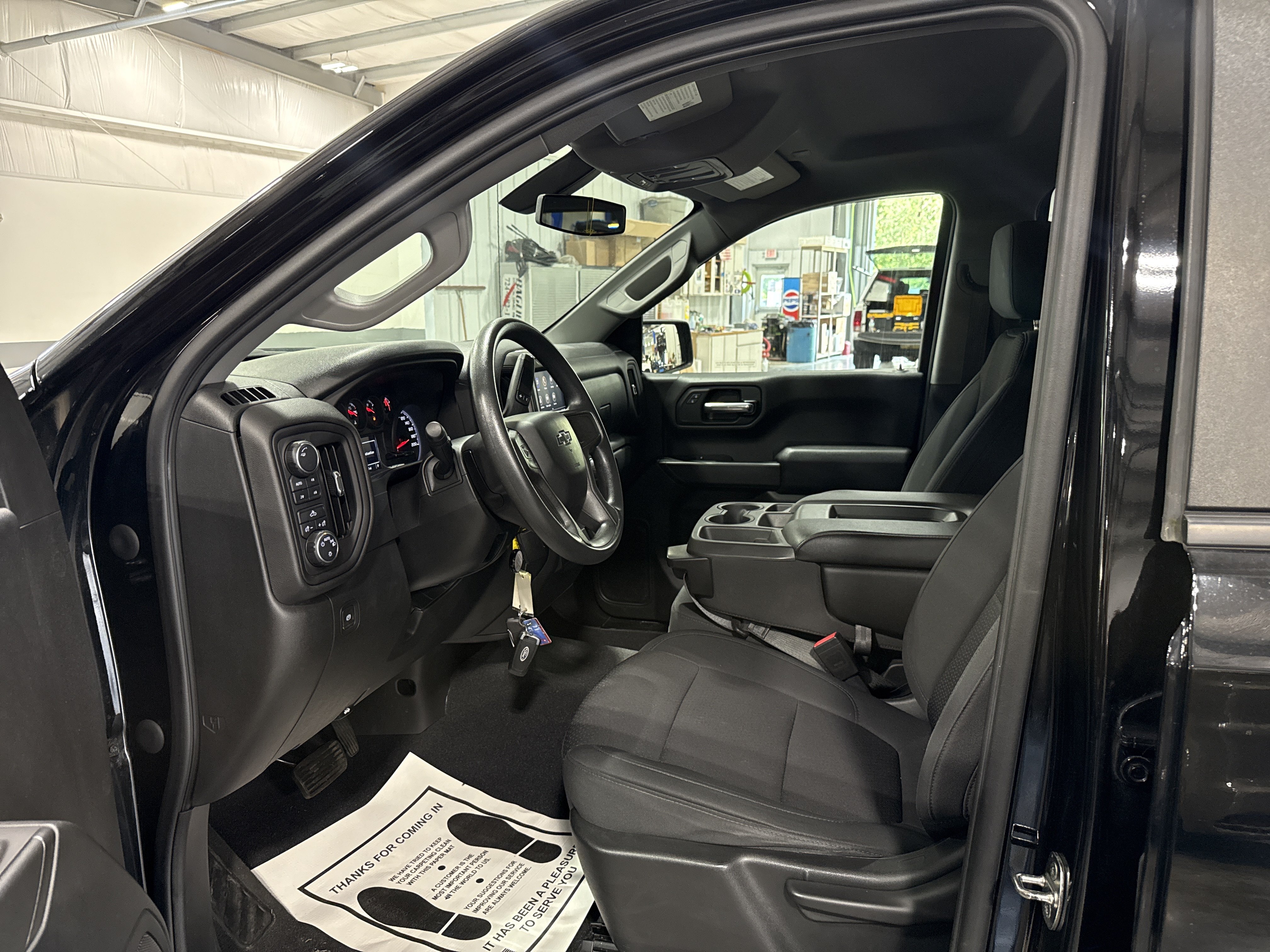 Used 2020 Chevrolet Silverado 1500 Custom Trail Boss w/ Custom Convenience Package AWD/4WD image 7