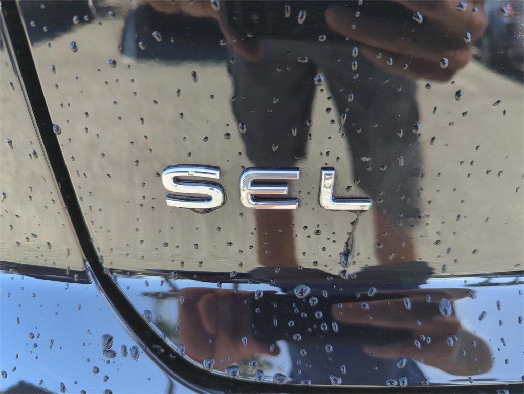 Used 2025 Volkswagen Atlas Cross Sport SEL Premium R-Line image 46