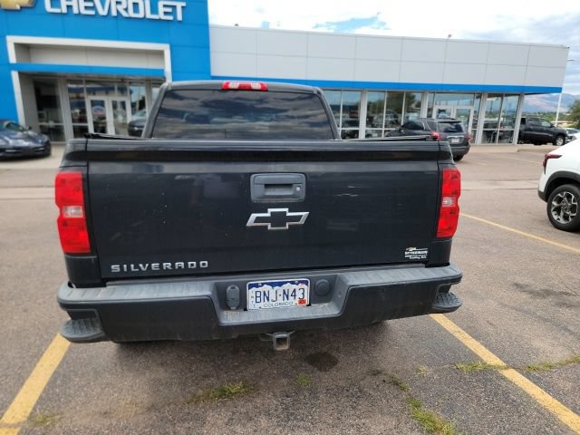 Used 2018 Chevrolet Silverado 1500 Custom w/ Custom Value Package AWD/4WD image 4
