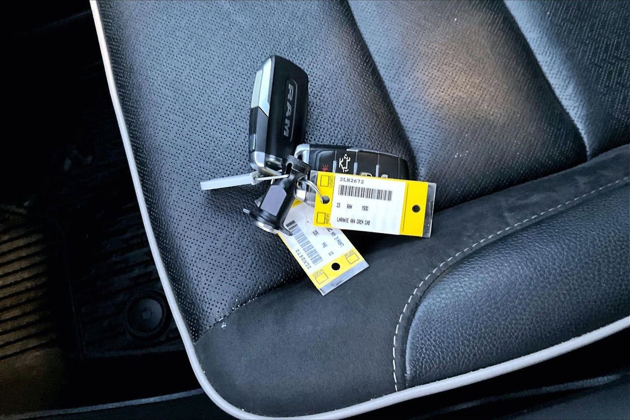 Certified 2023 RAM 1500 Laramie image 32