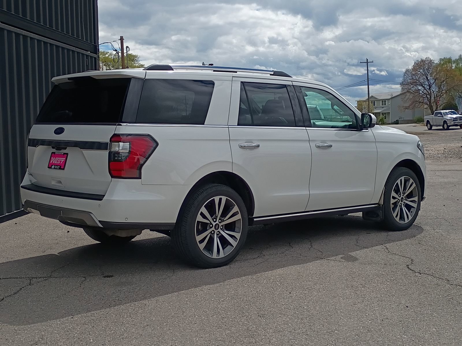 Used 2021 Ford Expedition Limited AWD/4WD image 7