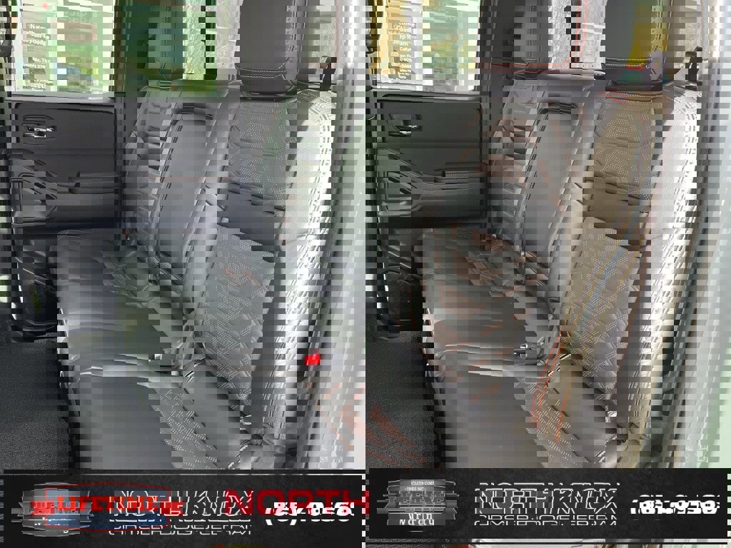 Used 2025 Nissan Frontier PRO-4X w/ Pro Premium Package image 15