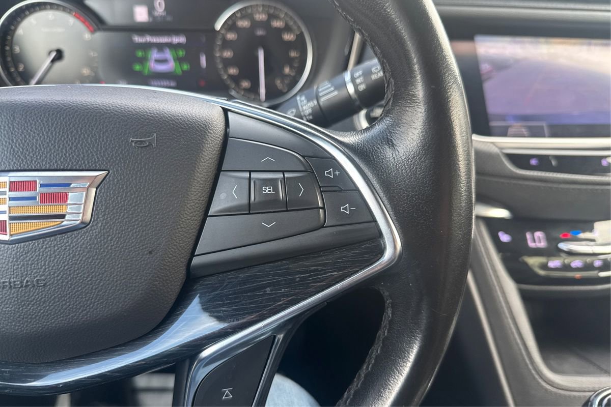 Used 2020 Cadillac XT5 Premium Luxury image 34