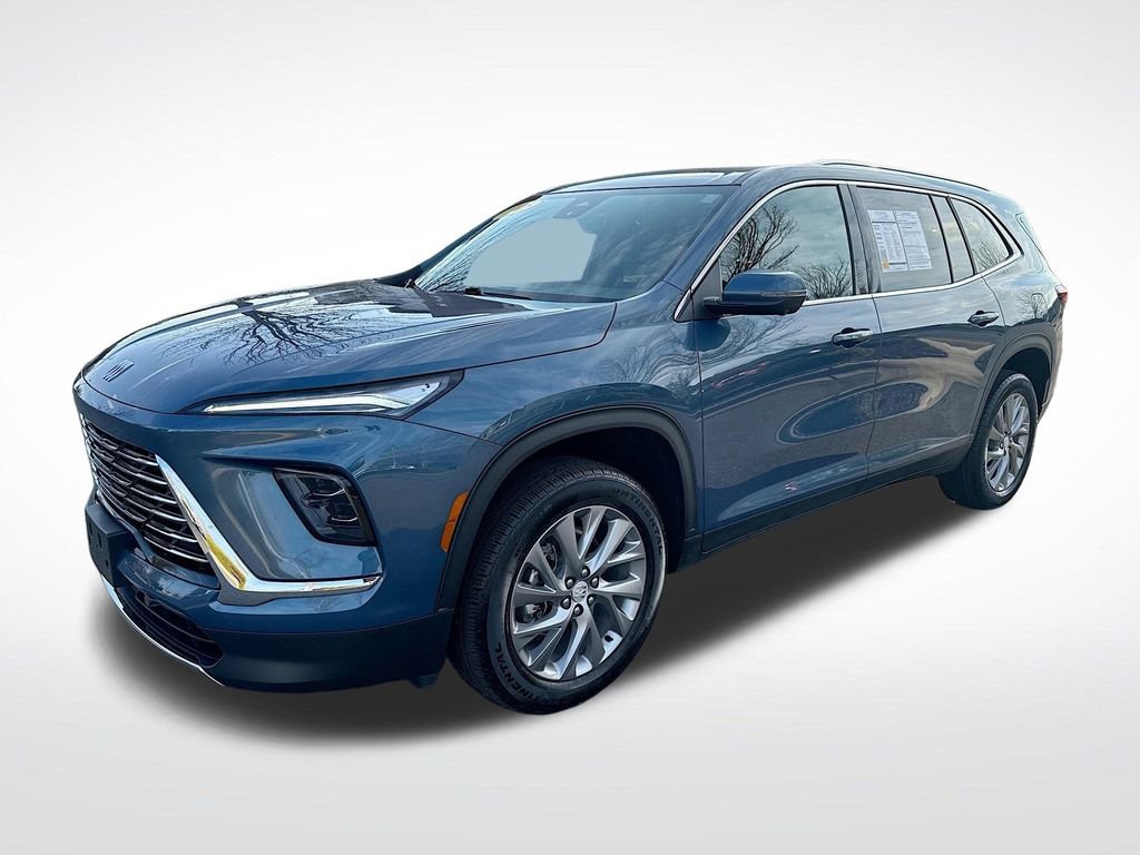 Used 2025 Buick Enclave Preferred image 3