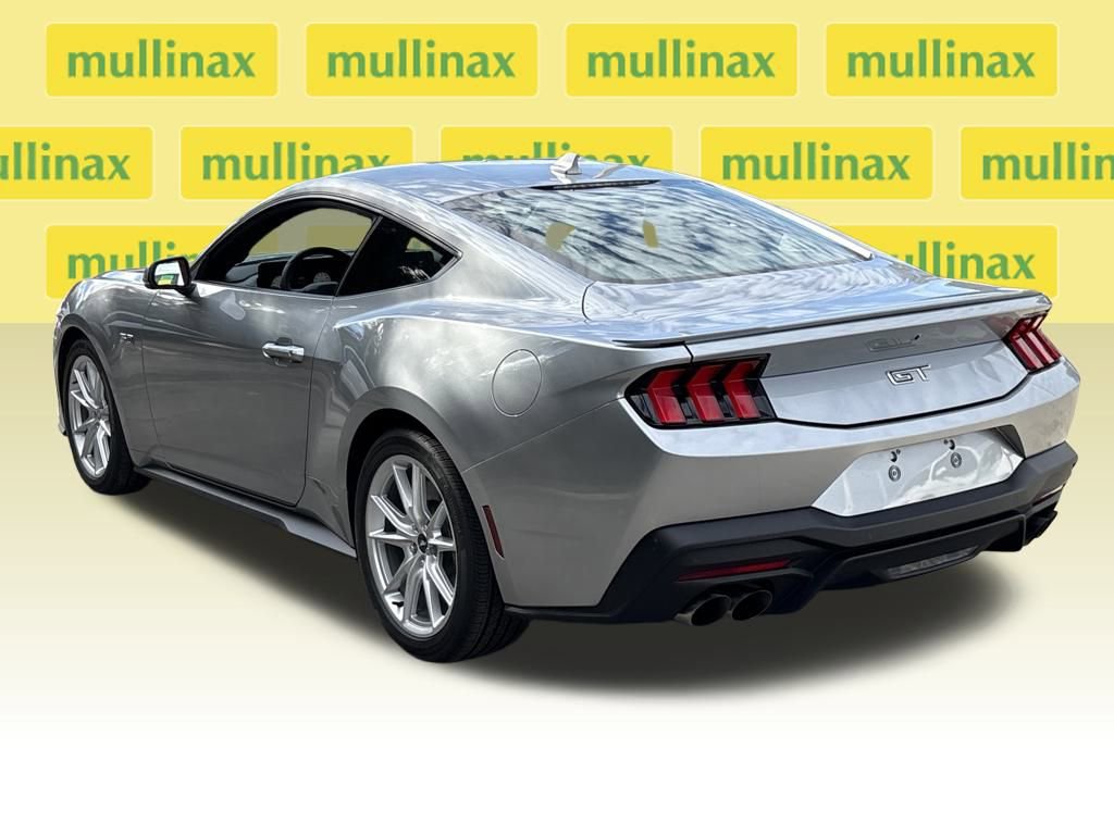 Used 2024 Ford Mustang GT Premium image 9