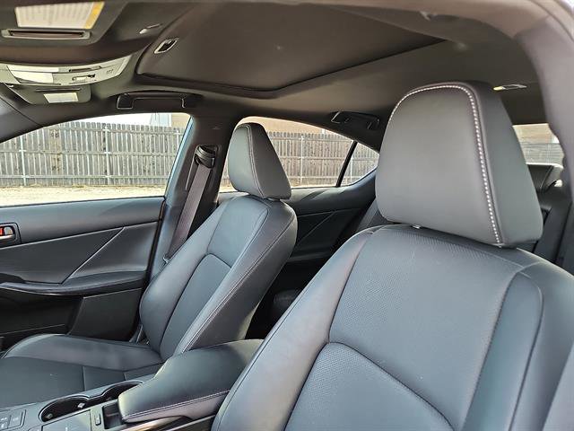 Used 2024 Lexus IS 300 w/ Premium Package image 11