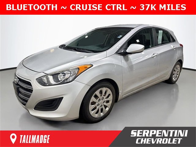 Used 2016 Hyundai Elantra GT image 1