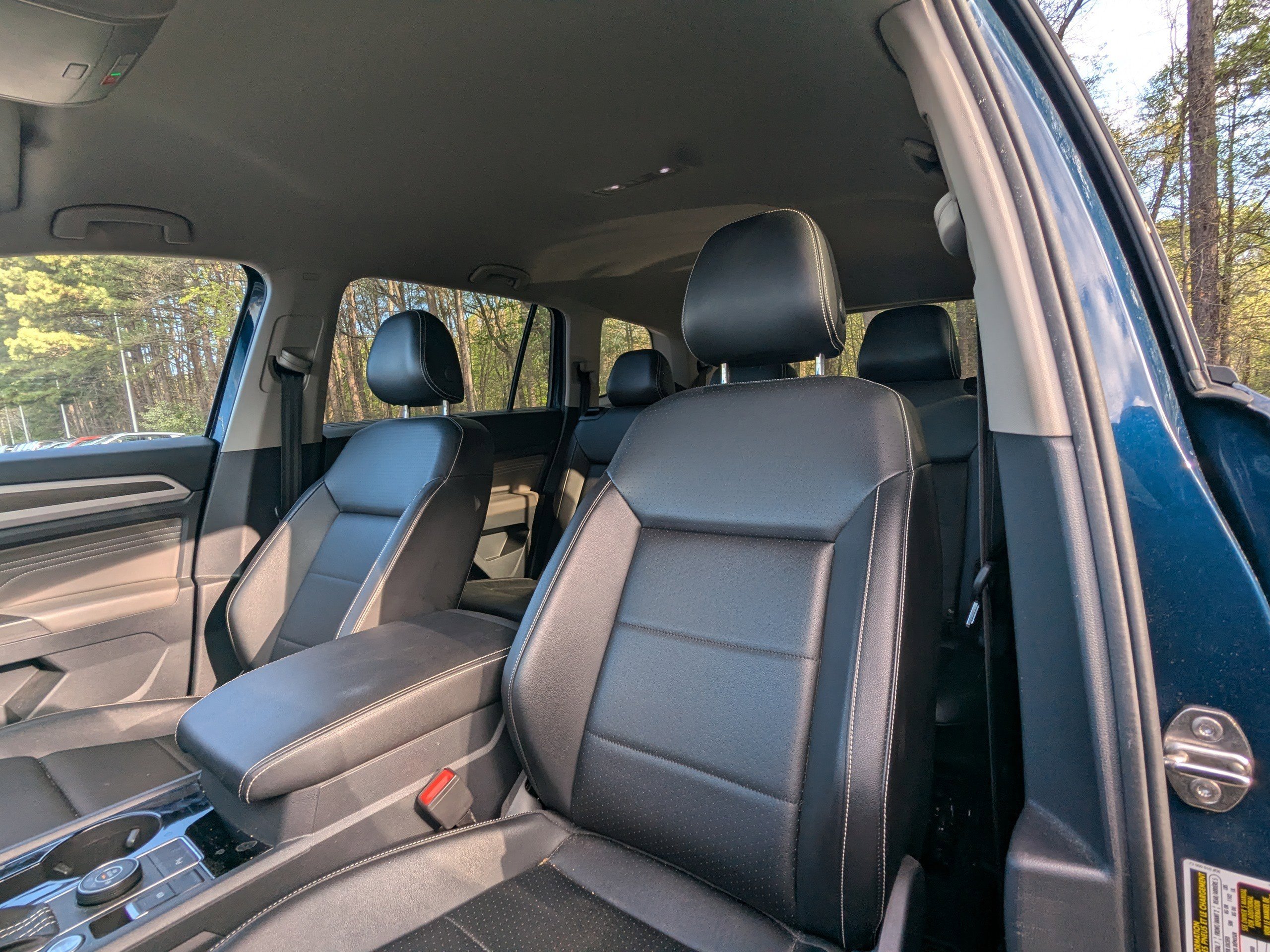 Used 2022 Volkswagen Atlas SE image 3