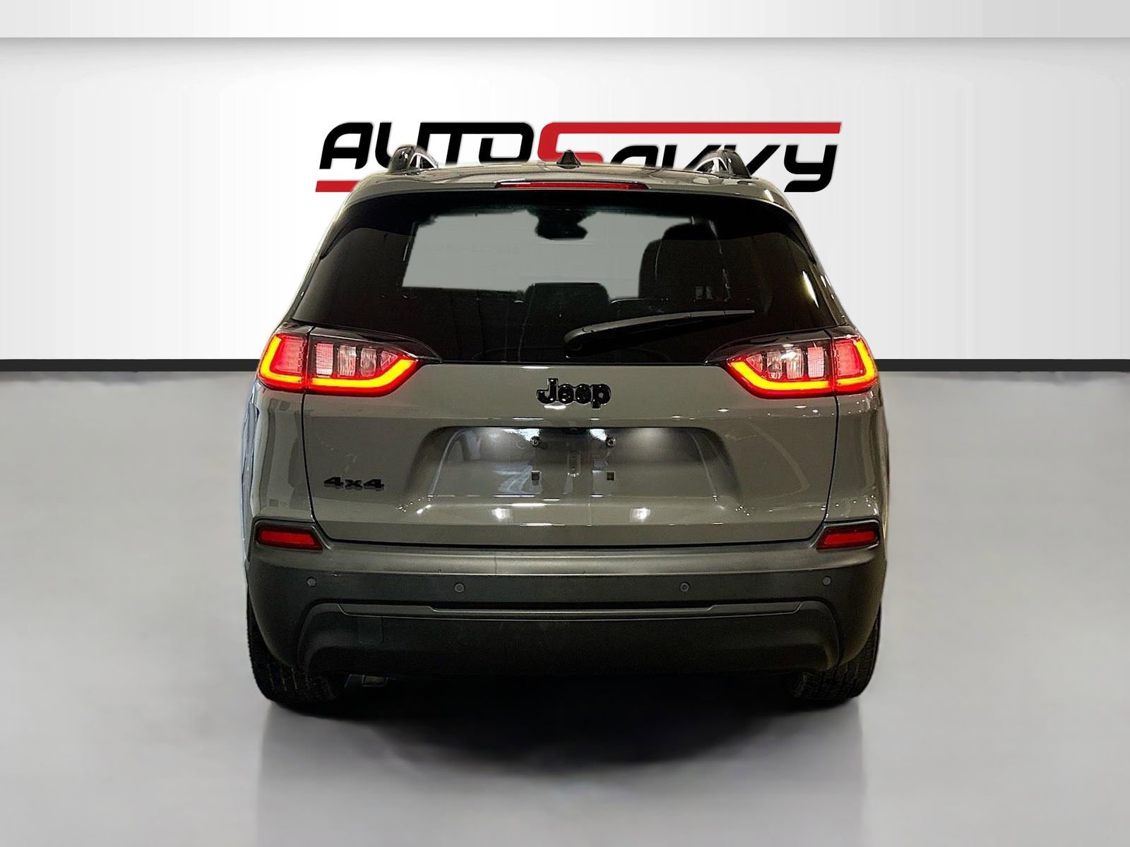 Used 2023 Jeep Cherokee Altitude Lux AWD/4WD image 6