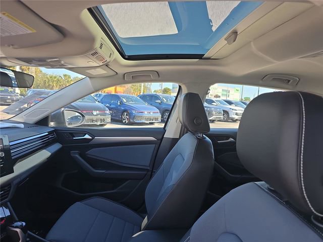 New 2026 Volkswagen Jetta SE FWD image 24