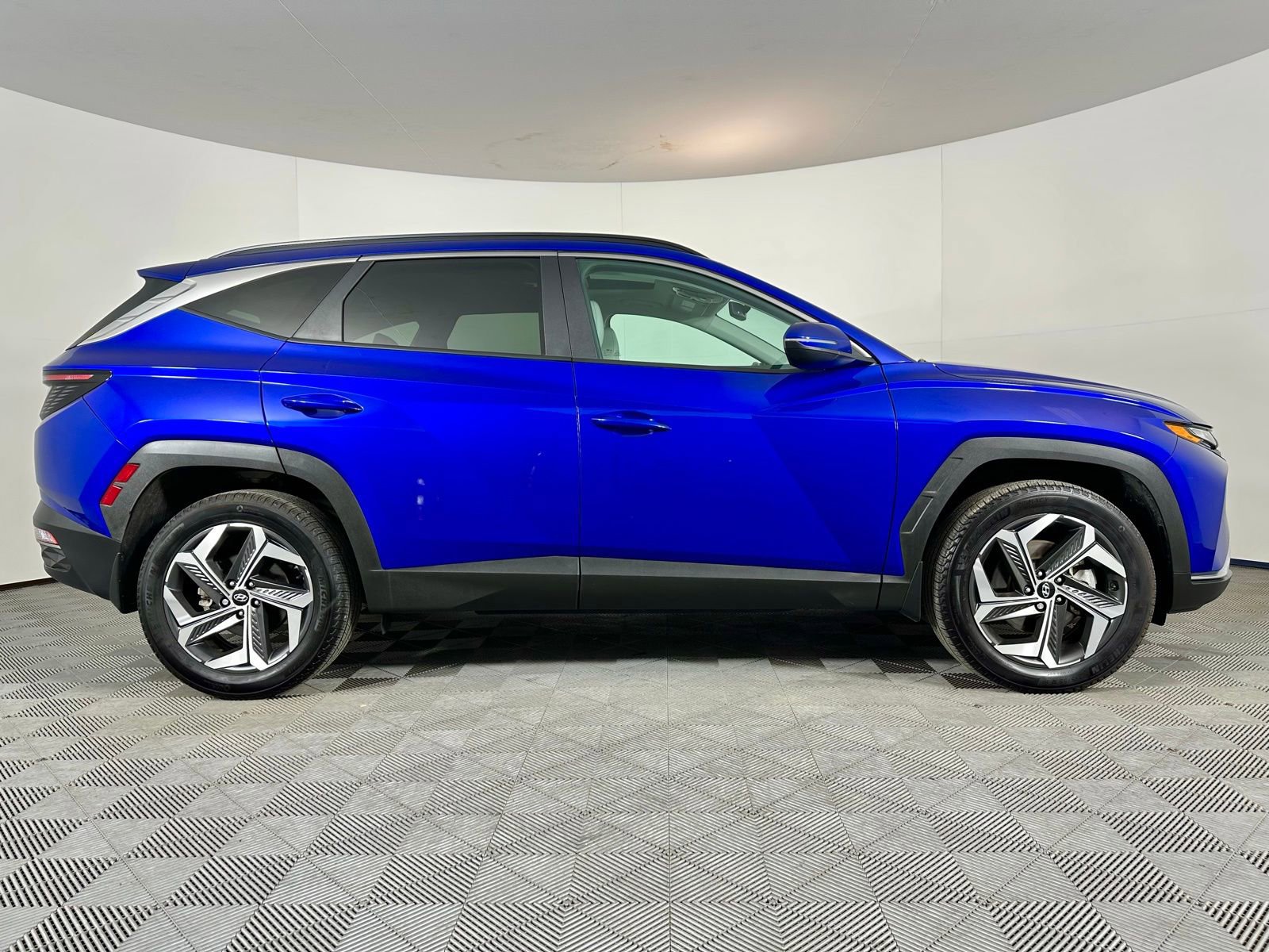 Used 2023 Hyundai Tucson SEL w/ Convenience Package image 29