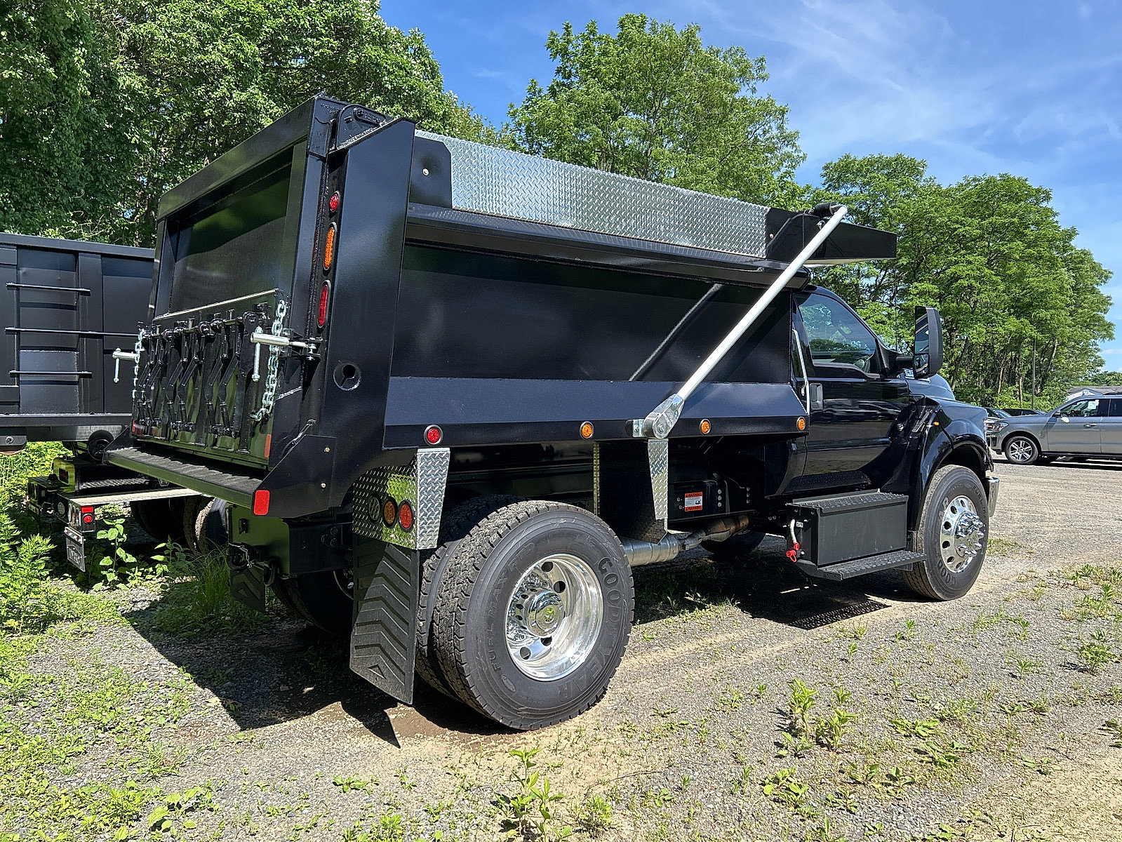 New 2025 Ford F650 2WD Regular Cab Super Duty image 6